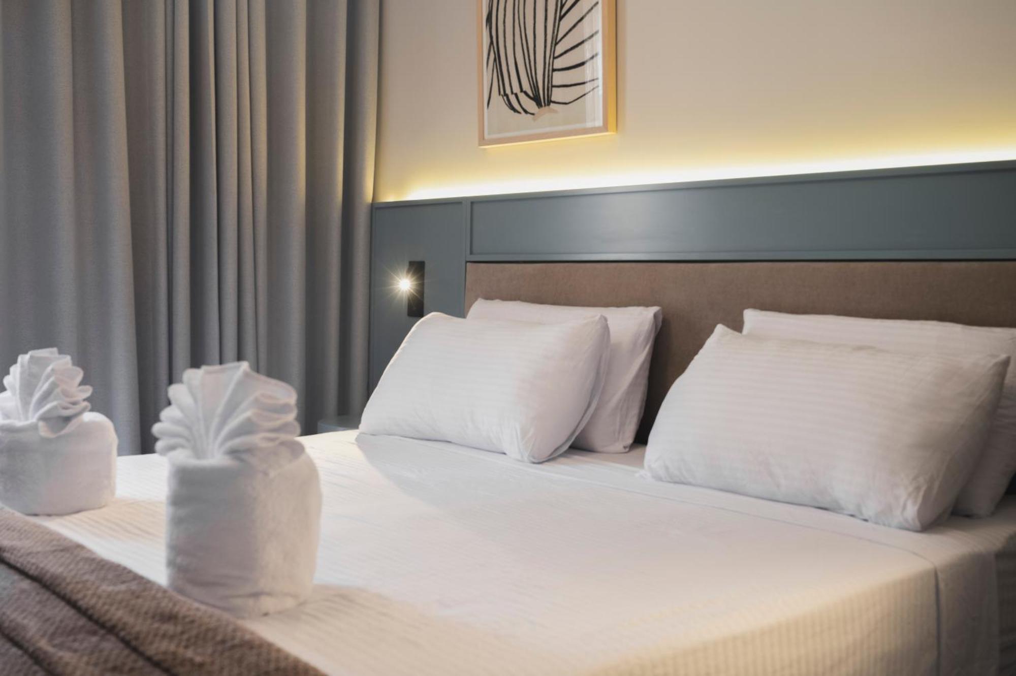 Maria Rosa Suites Victoria Buitenkant foto