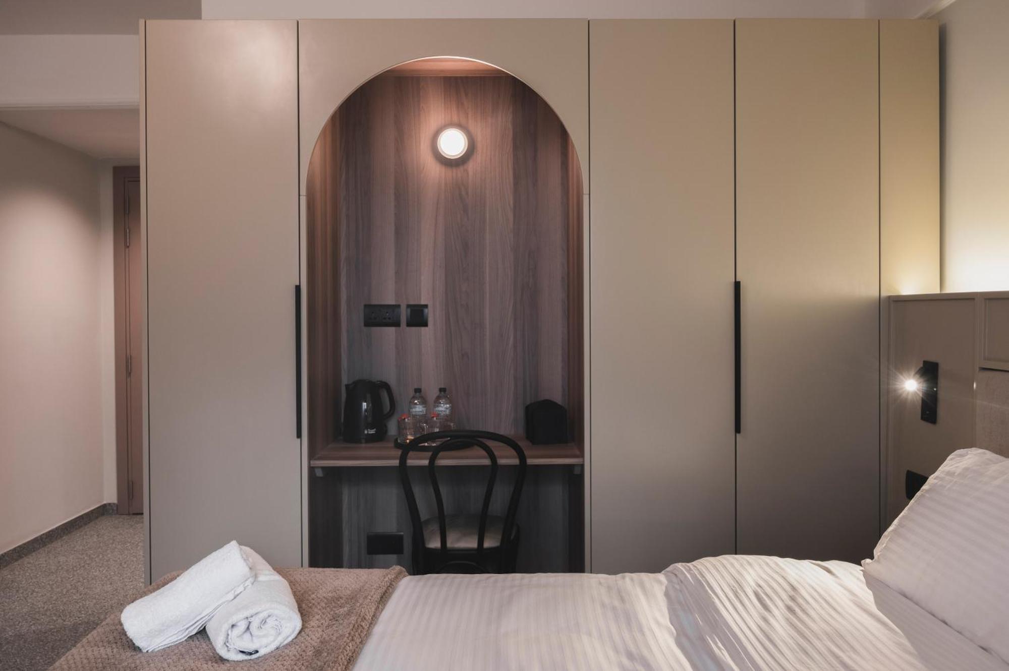 Maria Rosa Suites Victoria Buitenkant foto